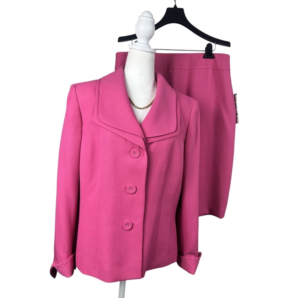 NWT KASPER SKIRT SUIT Hot pink LINED Women's SIZE 16 3 Button MSRP $260 BARBIE